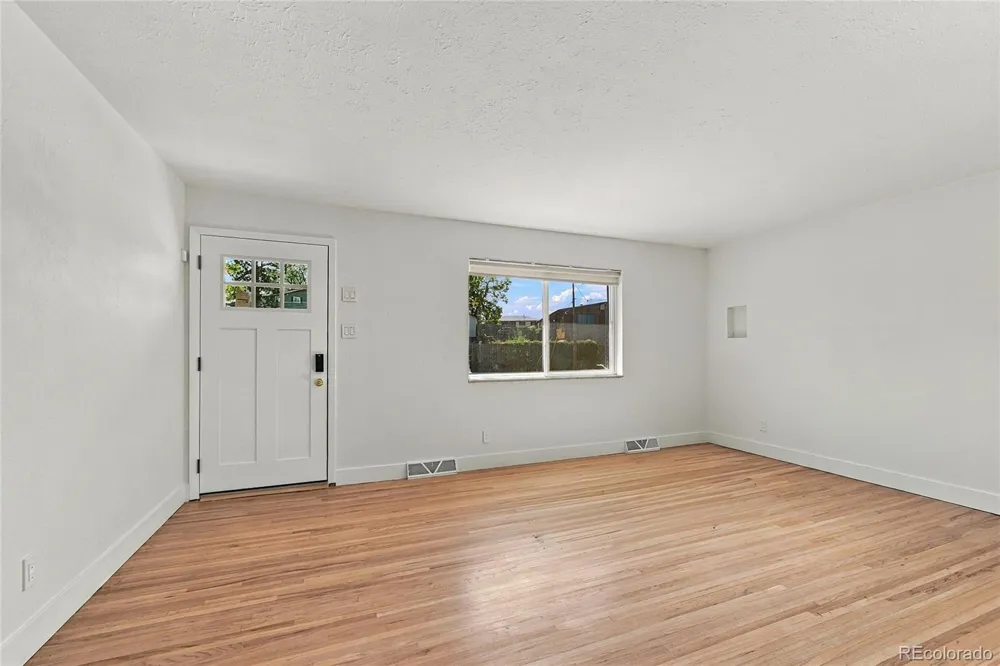 11213 W Briarwood Drive Lakewood, CO 80226