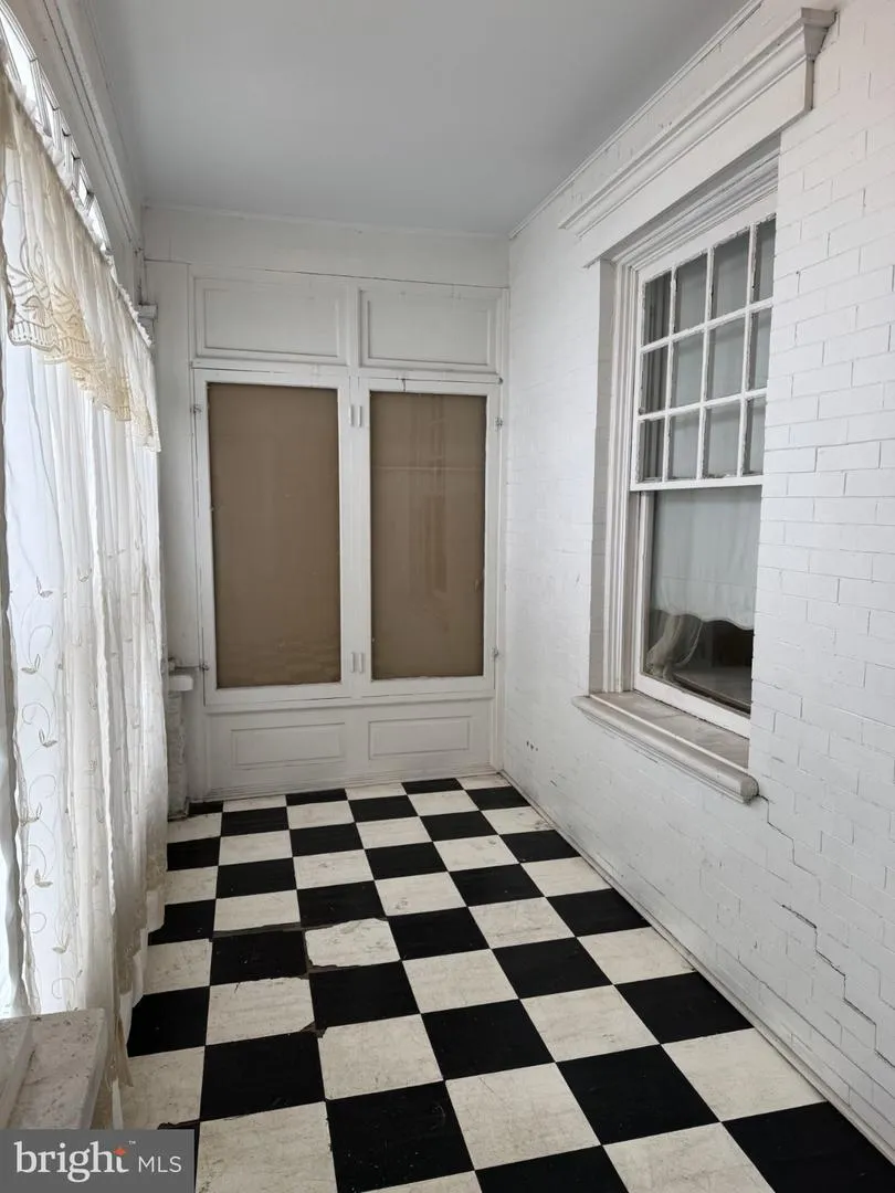 17 NEW STREET Upper Darby, PA 19082