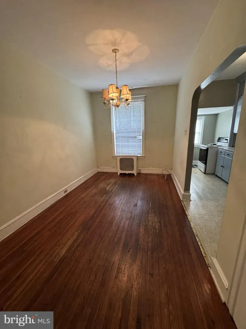 17 NEW STREET Upper Darby, PA 19082