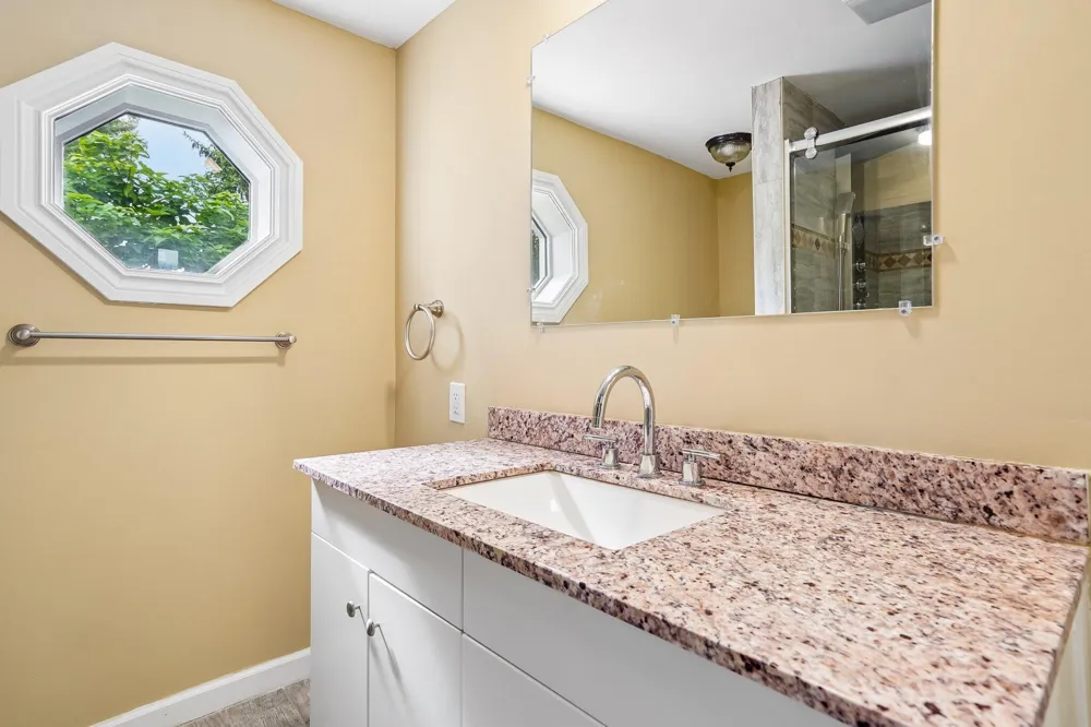 1150 Bangor Road Waterford Charter Township, MI 48328