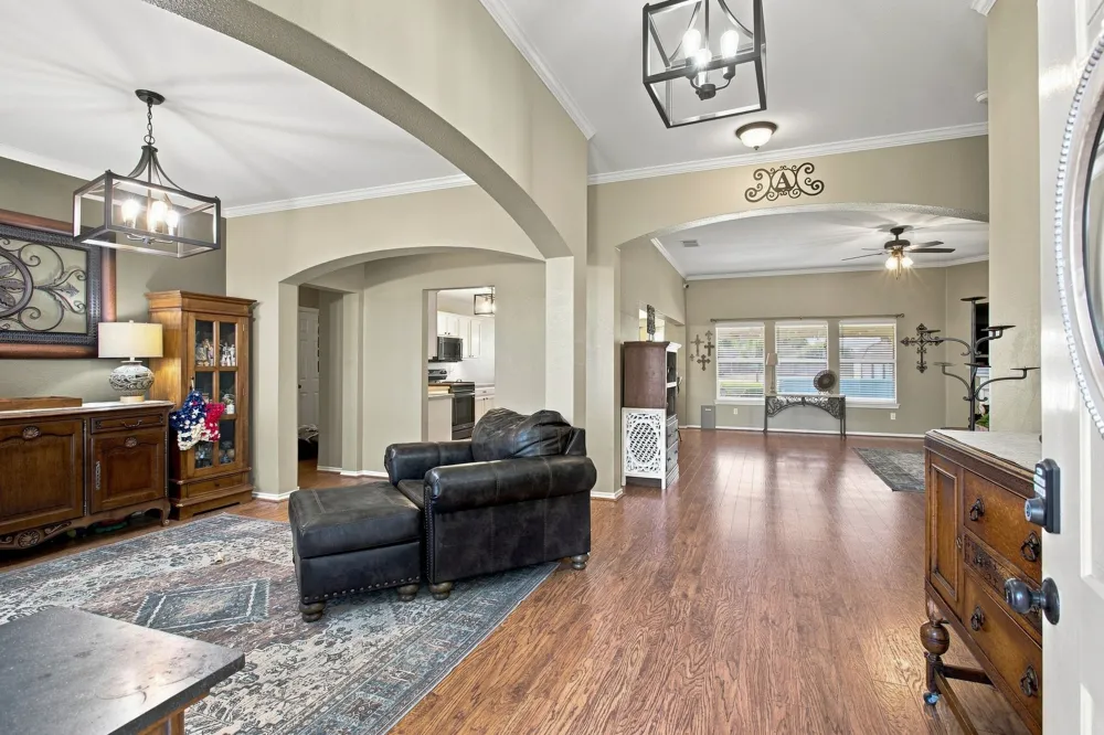 116 Springfield Circle Red Oak, TX 75165