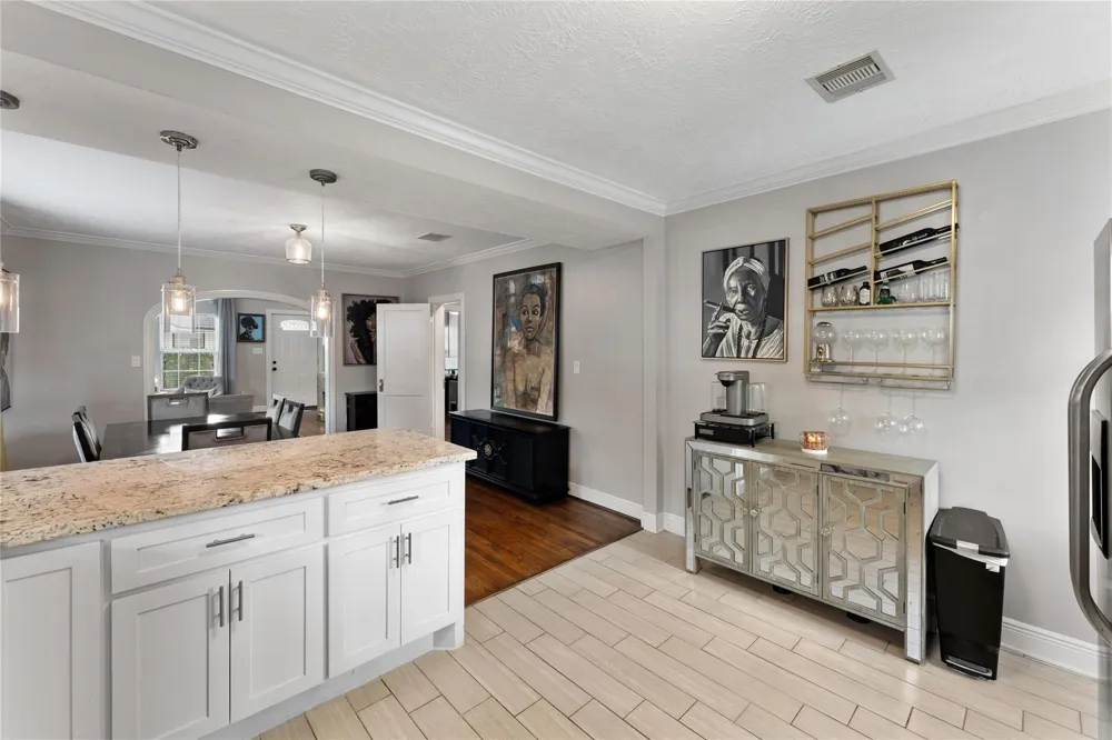5256 Leeland Street Houston, TX 77023