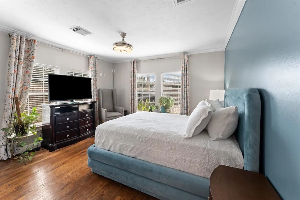 5256 Leeland Street Houston, TX 77023