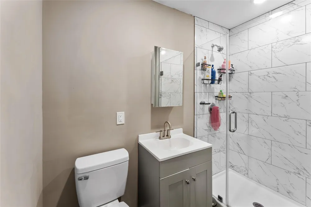 5256 Leeland Street Houston, TX 77023