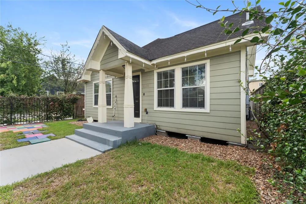 5256 Leeland Street Houston, TX 77023