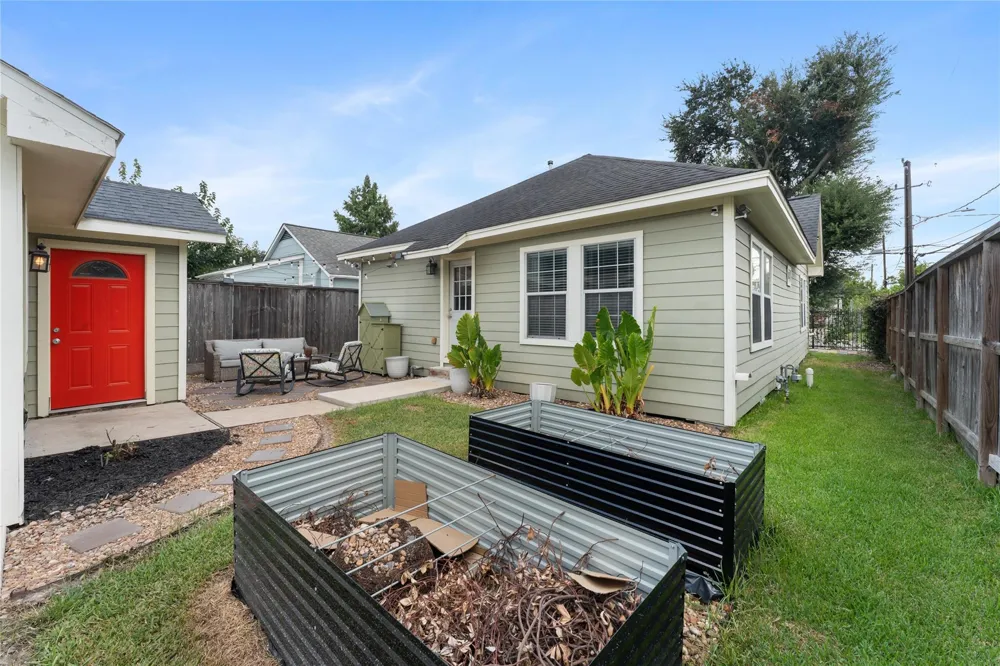 5256 Leeland Street Houston, TX 77023