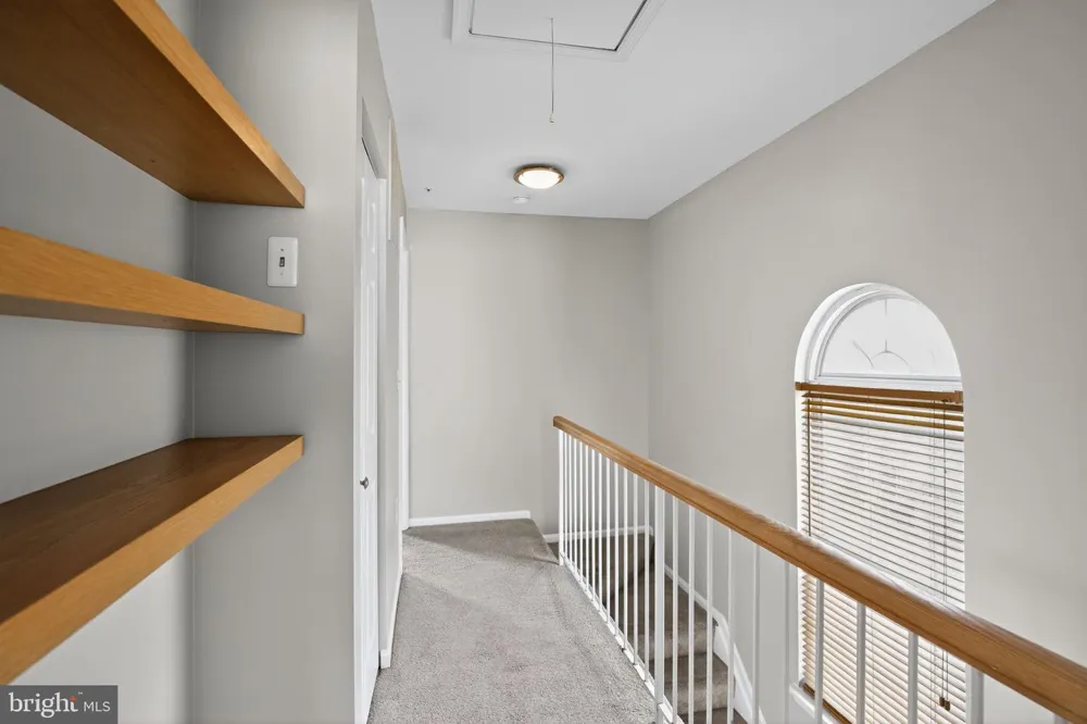 2492 WENTWORTH DRIVE Crofton, MD 21114