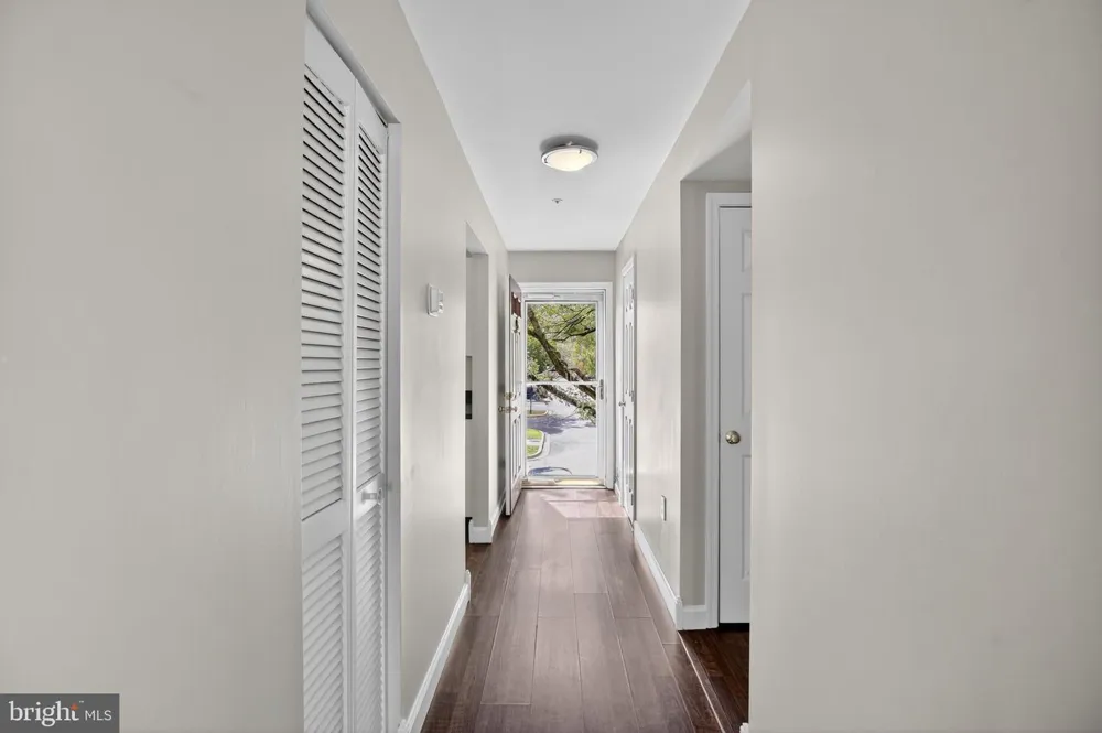 2492 WENTWORTH DRIVE Crofton, MD 21114