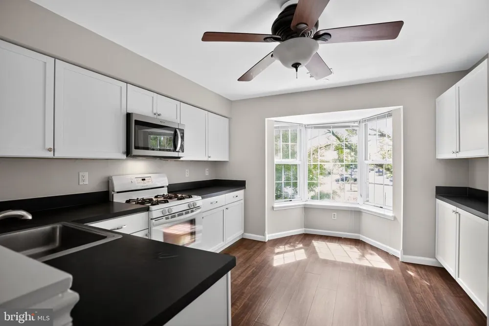 2492 WENTWORTH DRIVE Crofton, MD 21114