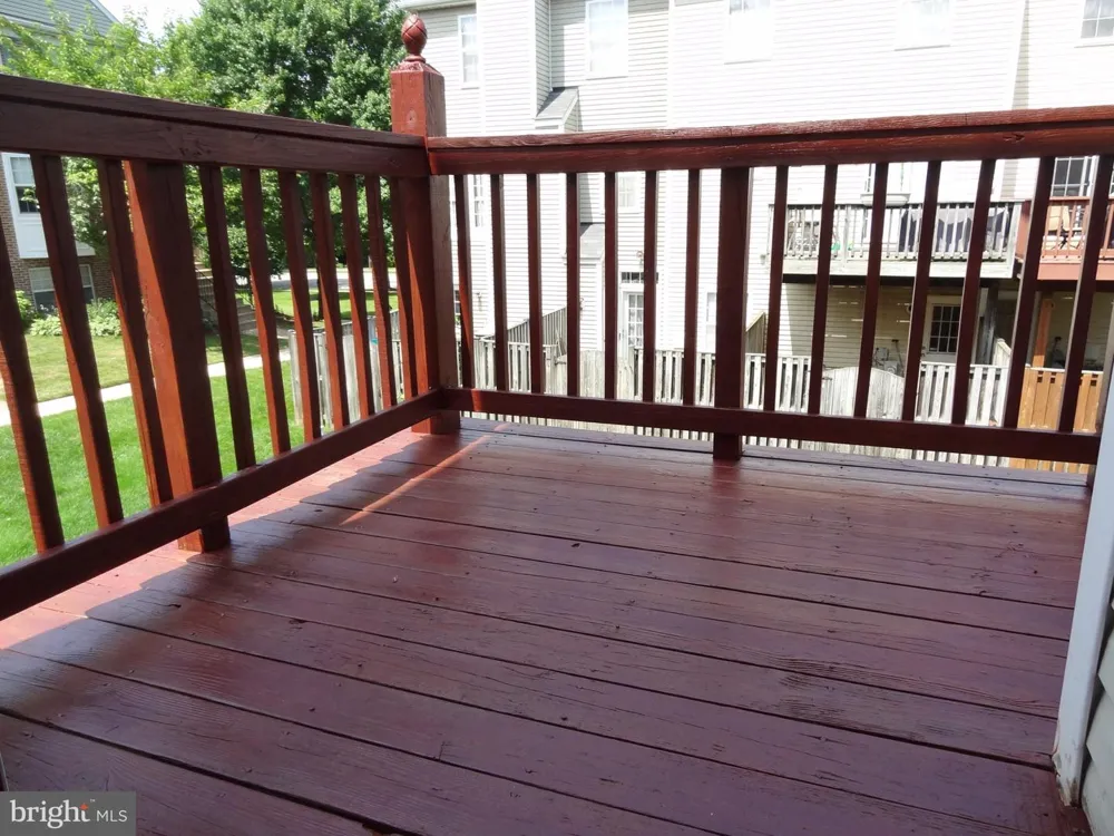 2492 WENTWORTH DRIVE Crofton, MD 21114