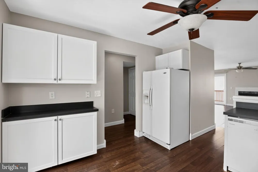 2492 WENTWORTH DRIVE Crofton, MD 21114