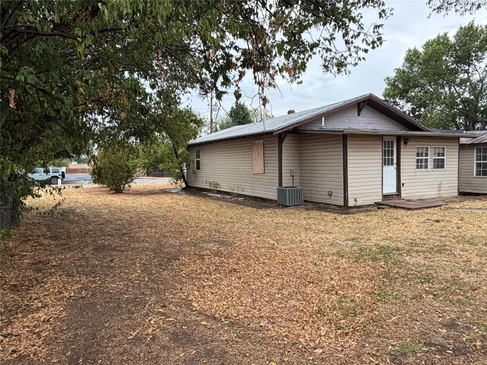 413 S Green Street Eastland, TX 76448