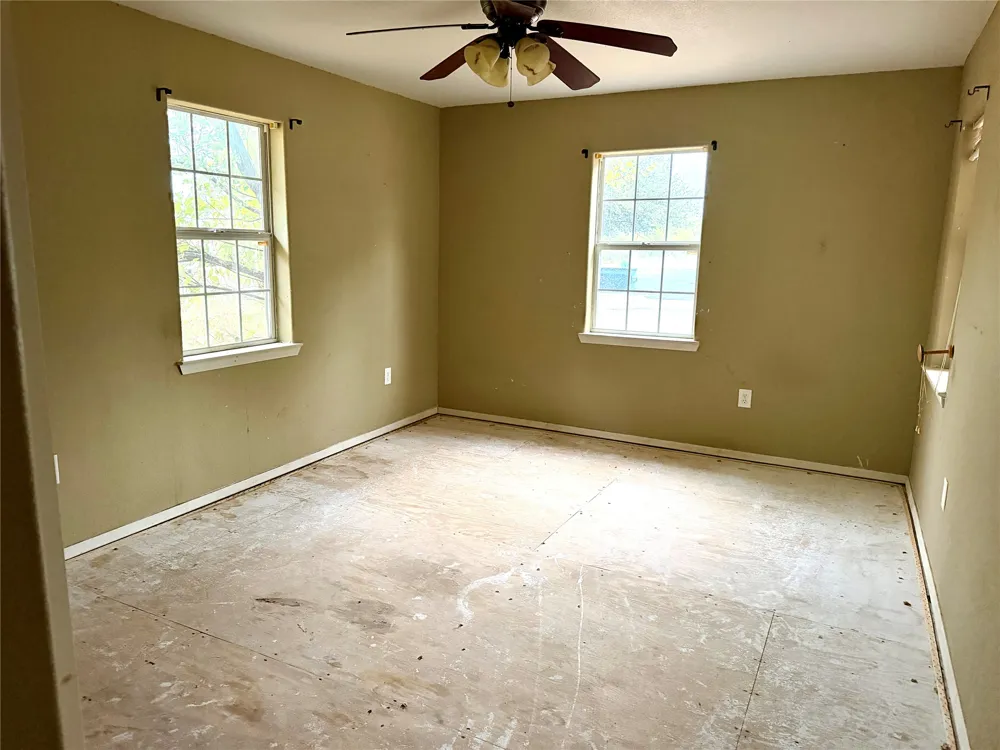 413 S Green Street Eastland, TX 76448