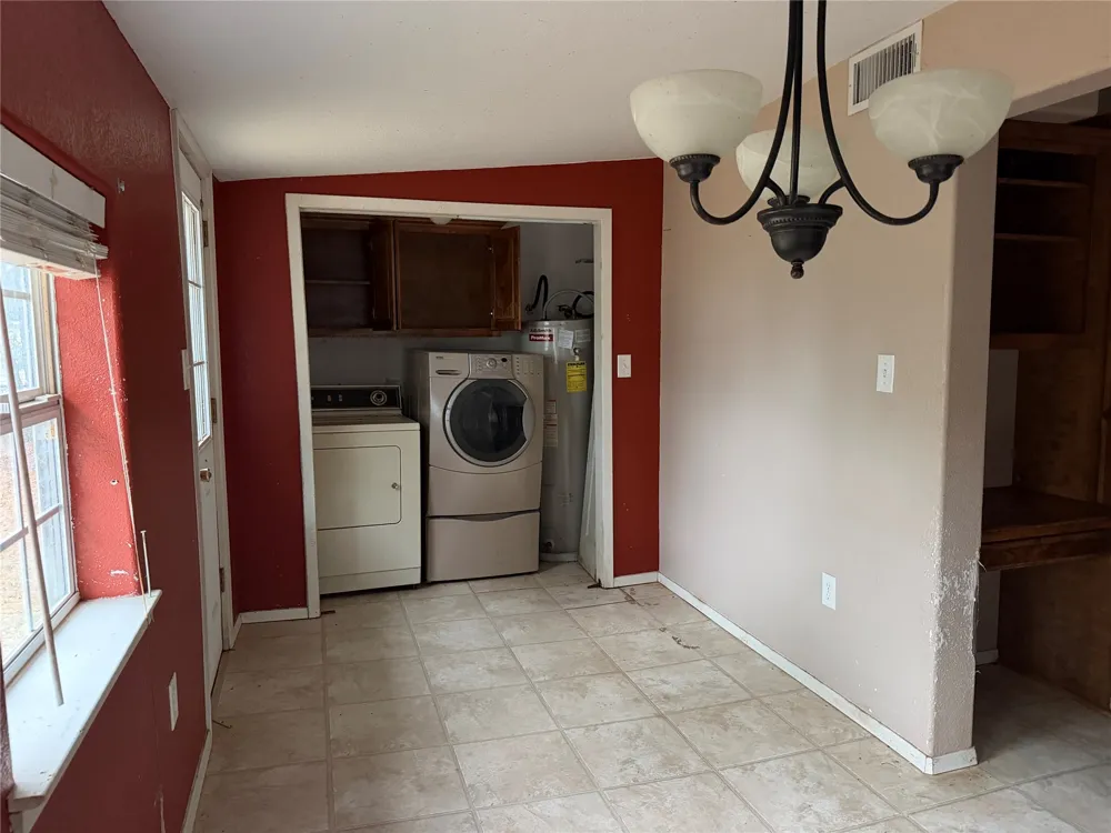 413 S Green Street Eastland, TX 76448
