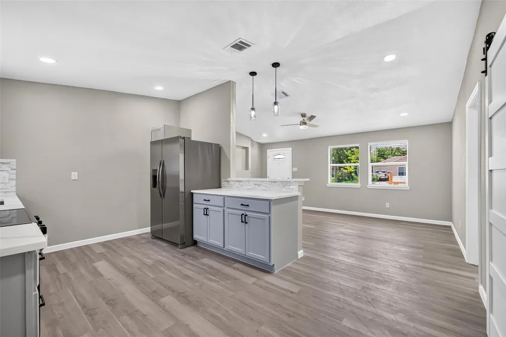1302 Appomattox Drive Texas City, TX 77591