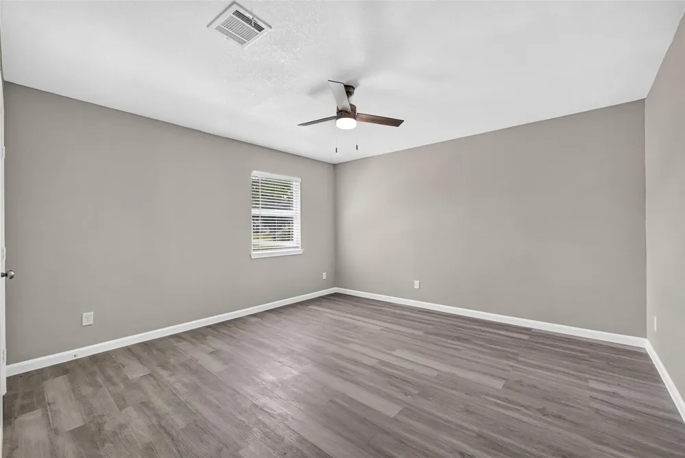 1302 Appomattox Drive Texas City, TX 77591