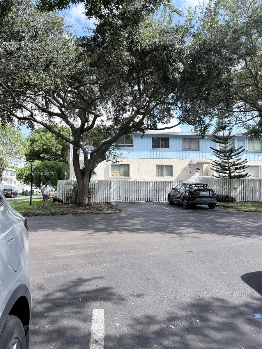 22201 SW 103rd Ave #22201 Cutler Bay, FL 33190