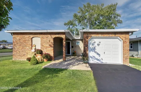 27 Rossetti Court