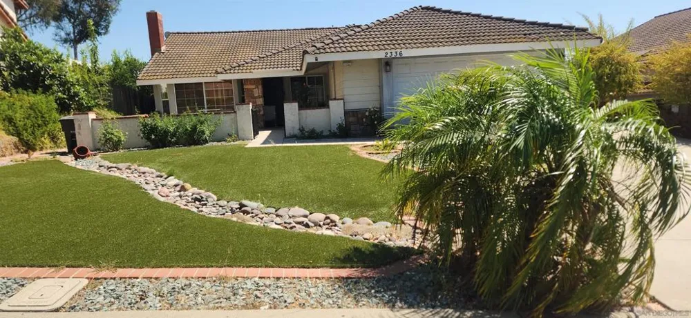 2336 Wind River Rd El Cajon, CA 92019