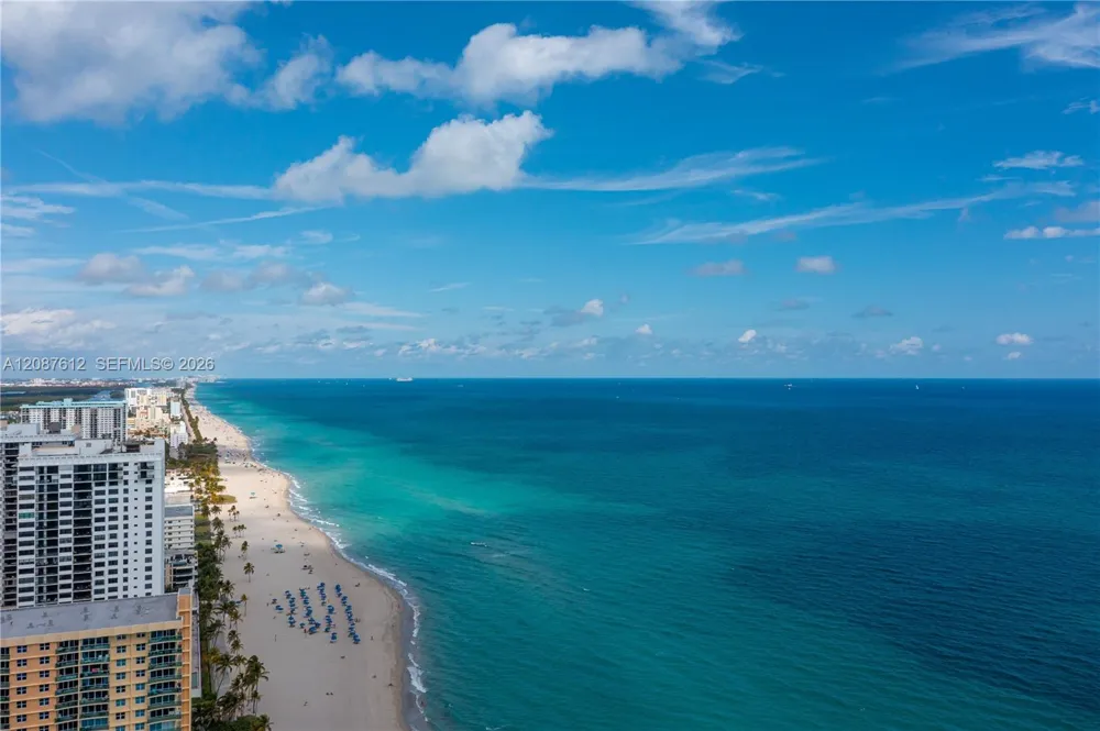 2751 S Ocean Dr #208S Hollywood, FL 33019