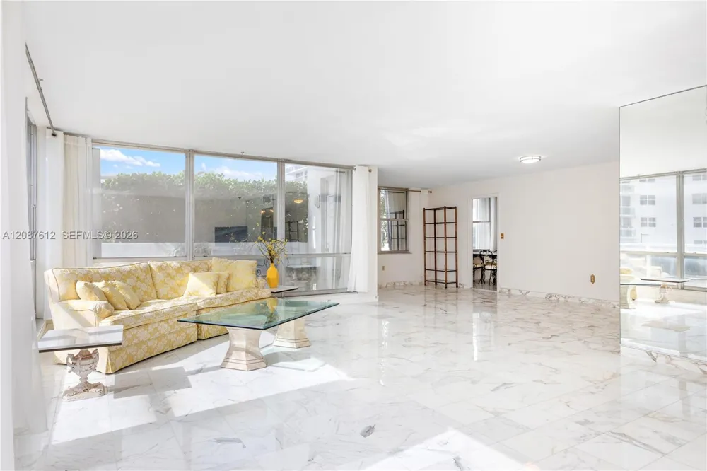 2751 S Ocean Dr #208S Hollywood, FL 33019