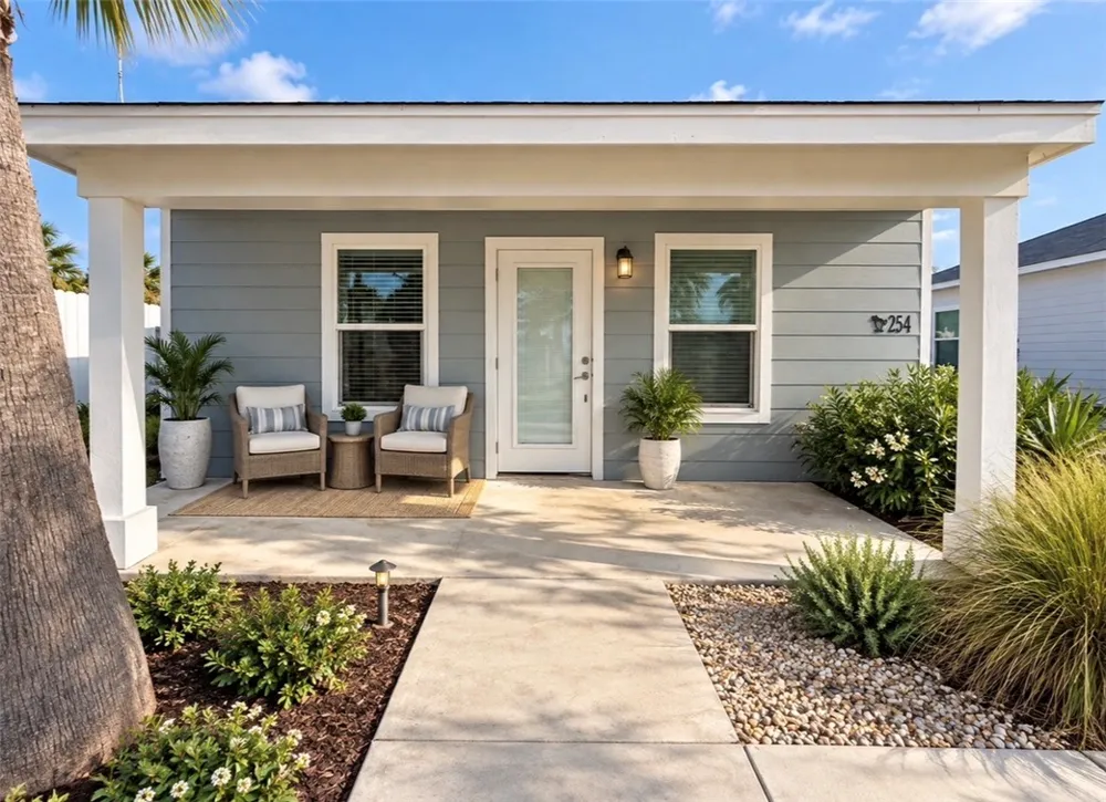 254 Oasis Circle #254 Rockport, TX 78382