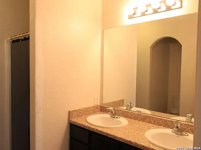 3907 Southton San Antonio, TX 78222