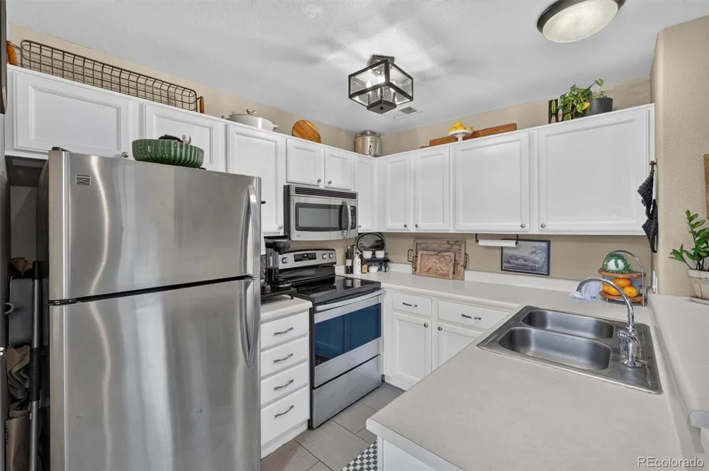 8377 S Upham Way #209 Littleton, CO 80128