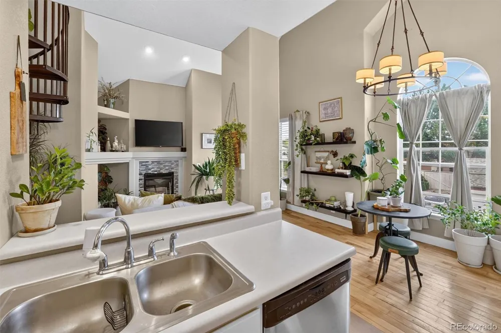 8377 S Upham Way #209 Littleton, CO 80128