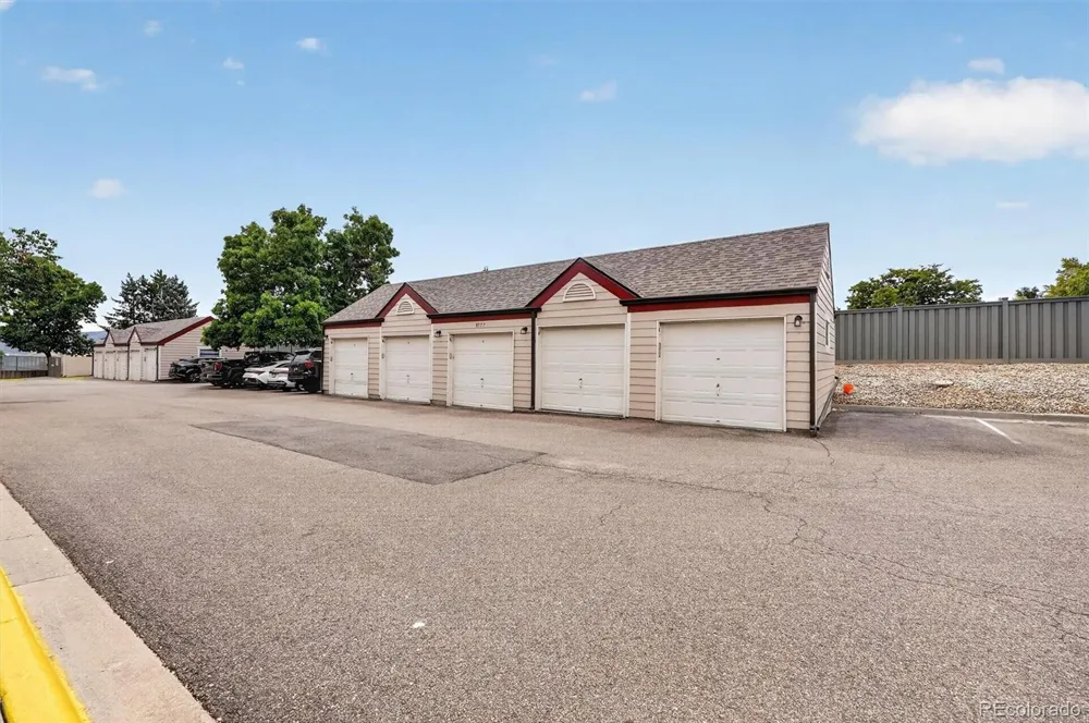 8377 S Upham Way #209 Littleton, CO 80128