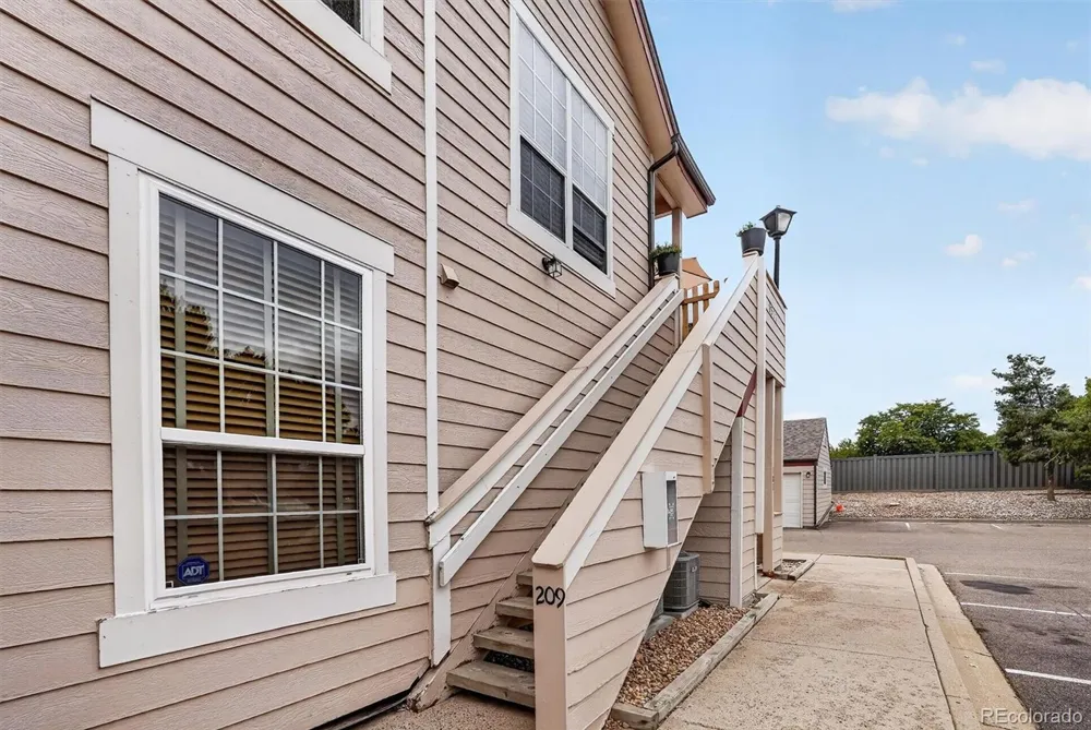 8377 S Upham Way #209 Littleton, CO 80128