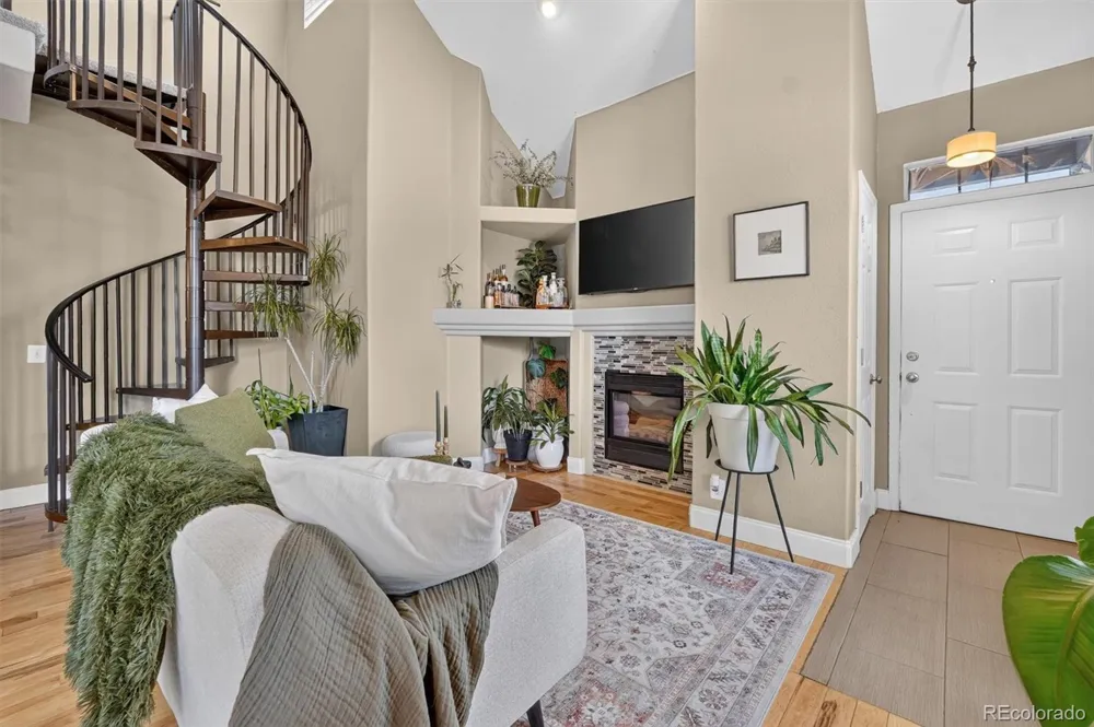 8377 S Upham Way #209 Littleton, CO 80128