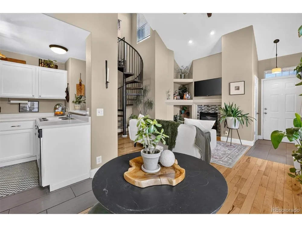 8377 S Upham Way #209 Littleton, CO 80128