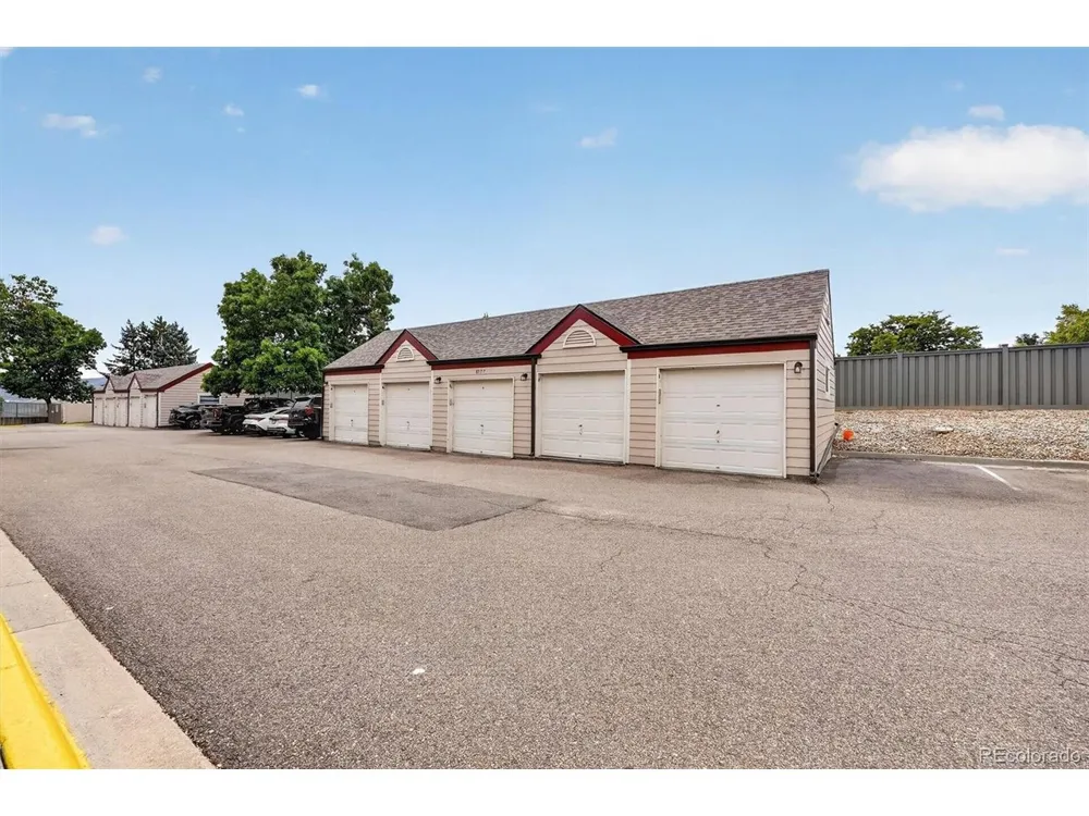 8377 S Upham Way #209 Littleton, CO 80128
