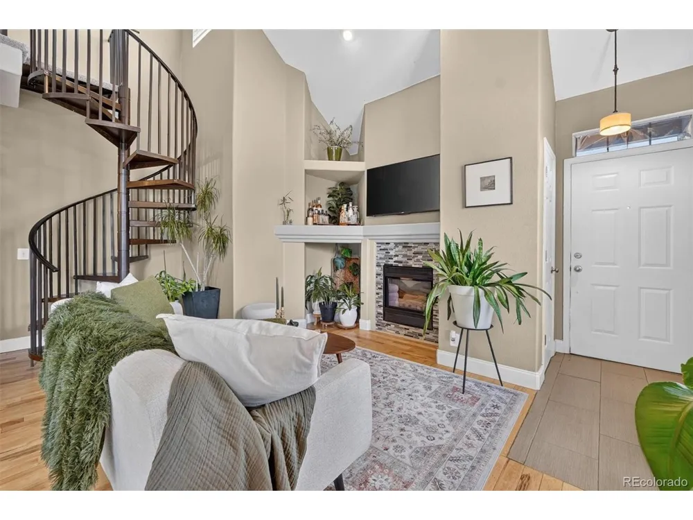 8377 S Upham Way #209 Littleton, CO 80128