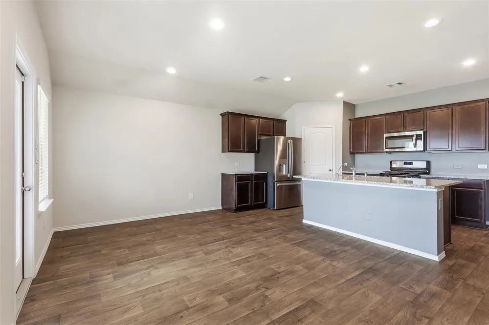 18651 Swainboro Drive New Caney, TX 77357