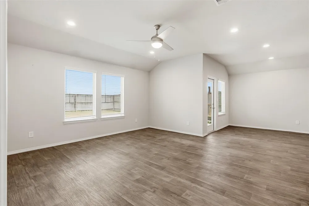 18651 Swainboro Drive New Caney, TX 77357