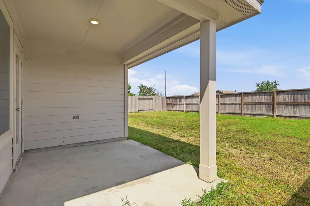 18651 Swainboro Drive New Caney, TX 77357