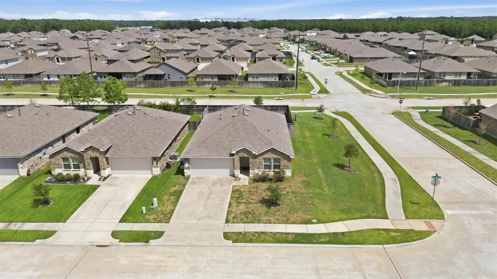 18651 Swainboro Drive New Caney, TX 77357