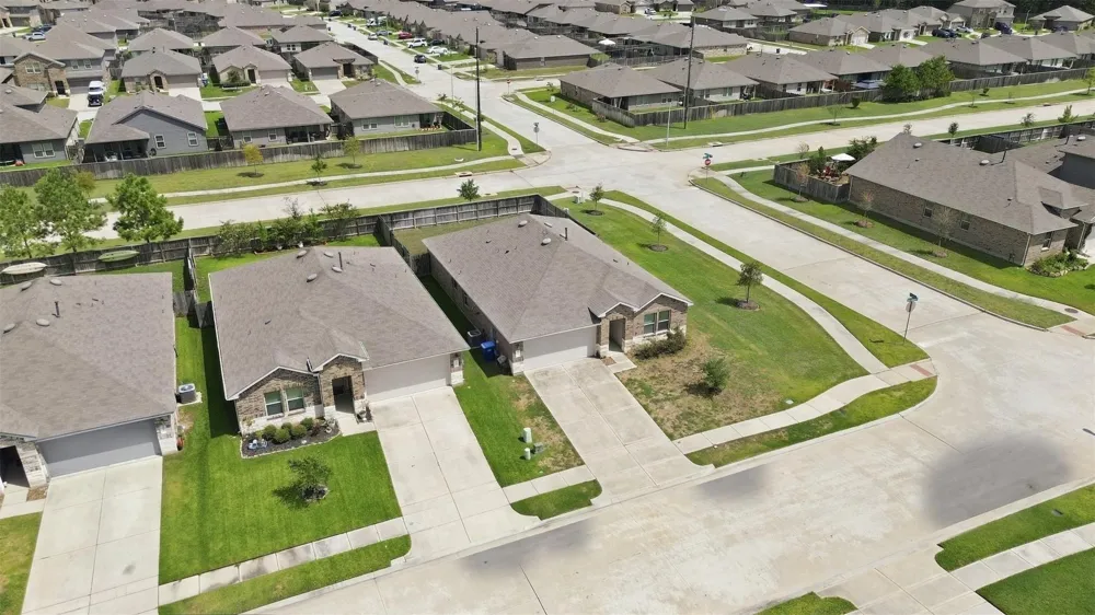 18651 Swainboro Drive New Caney, TX 77357