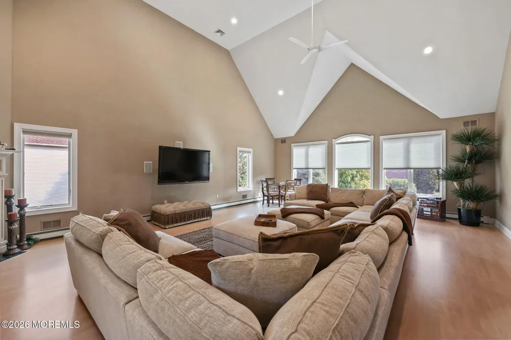3 Landmark Lane Marlboro, NJ 07746