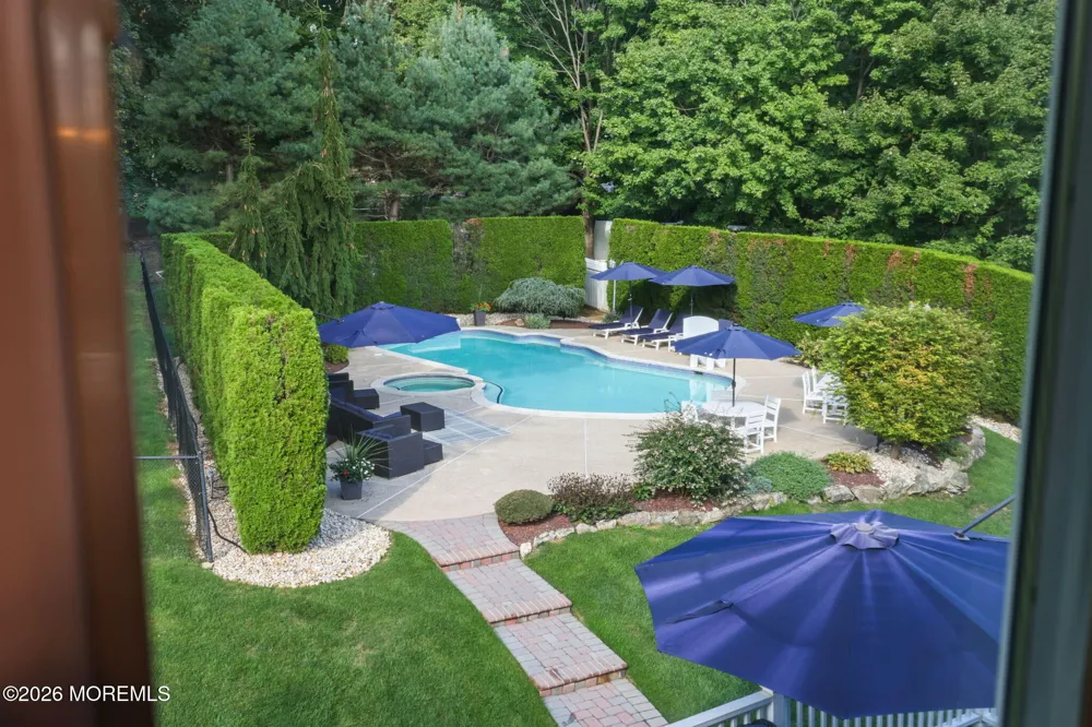 3 Landmark Lane Marlboro, NJ 07746