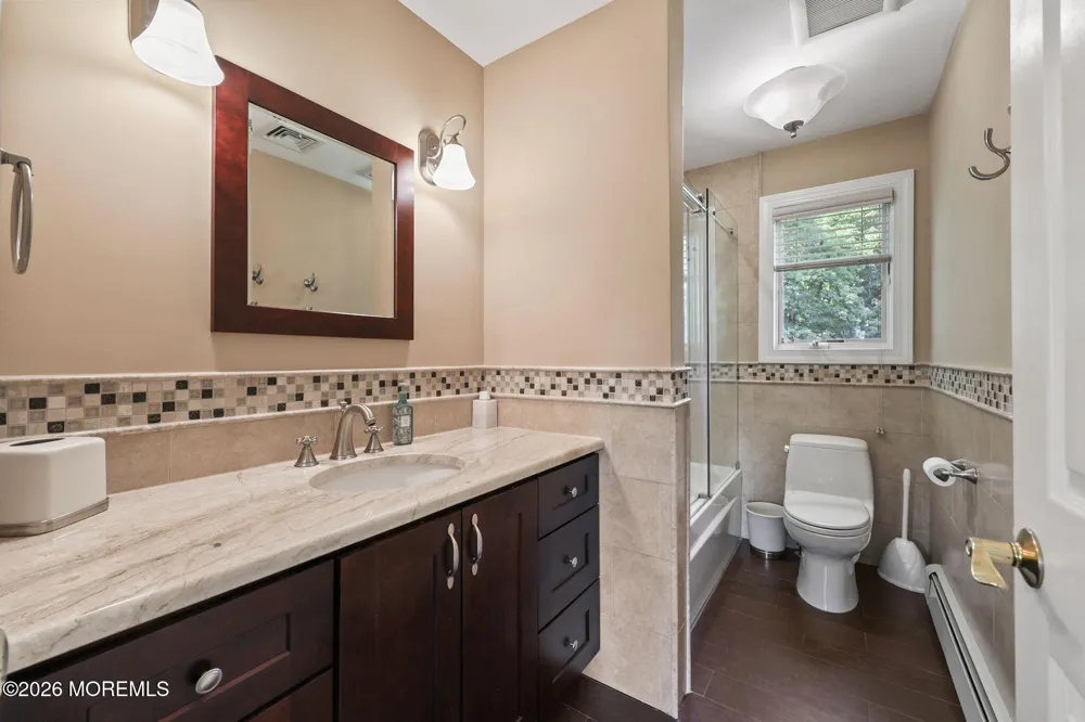 3 Landmark Lane Marlboro, NJ 07746