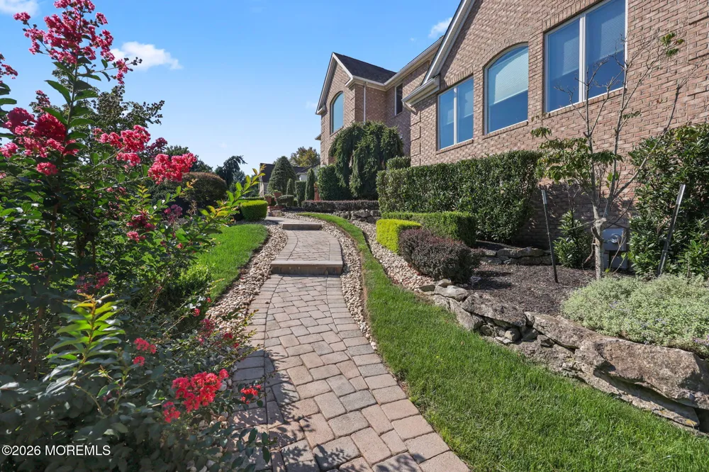 3 Landmark Lane Marlboro, NJ 07746