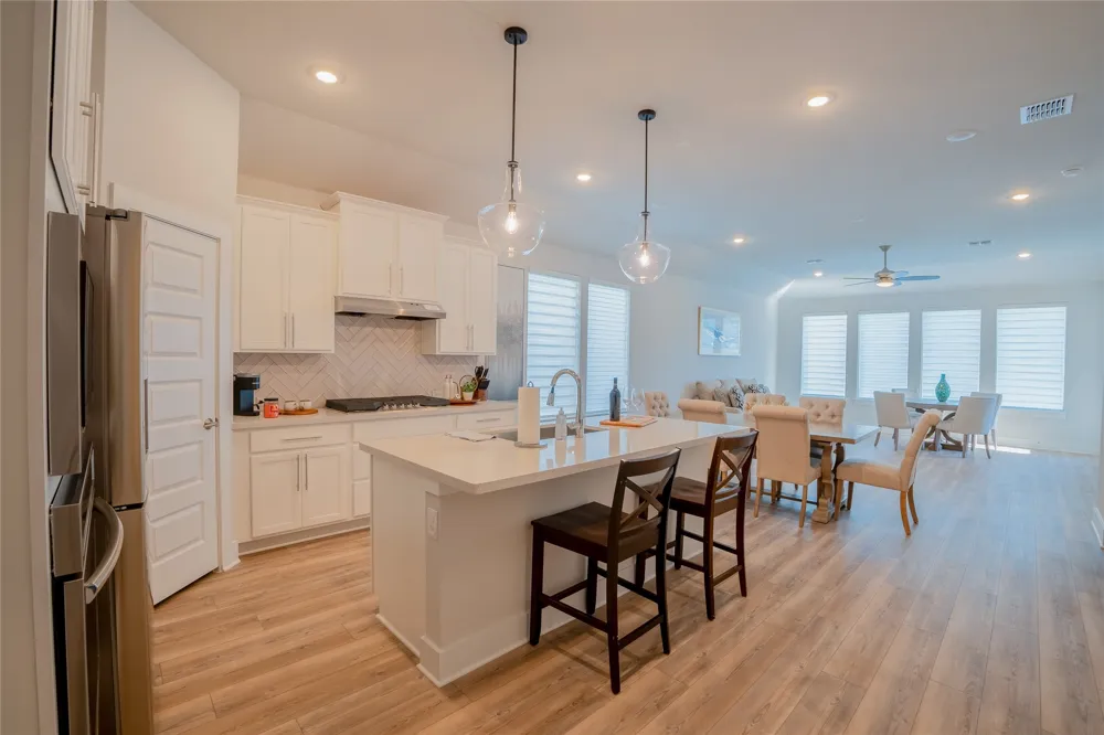 215 Grand Canyon Way Kyle, TX 78640