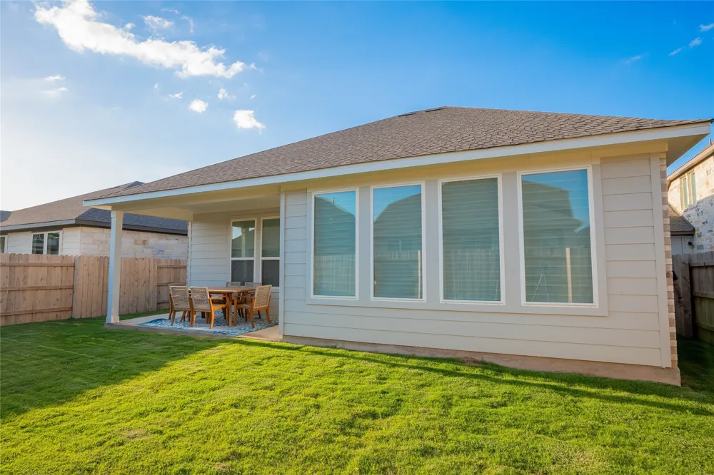 215 Grand Canyon Way Kyle, TX 78640