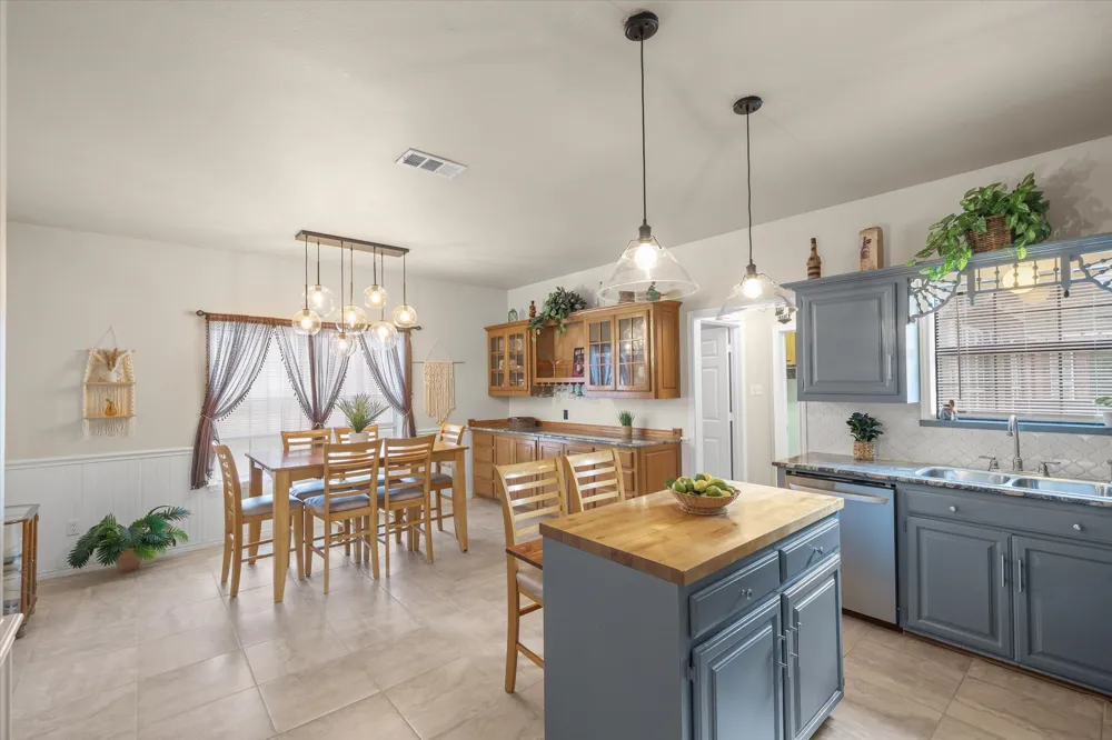 311 Fm 1651 Canton, TX 75103