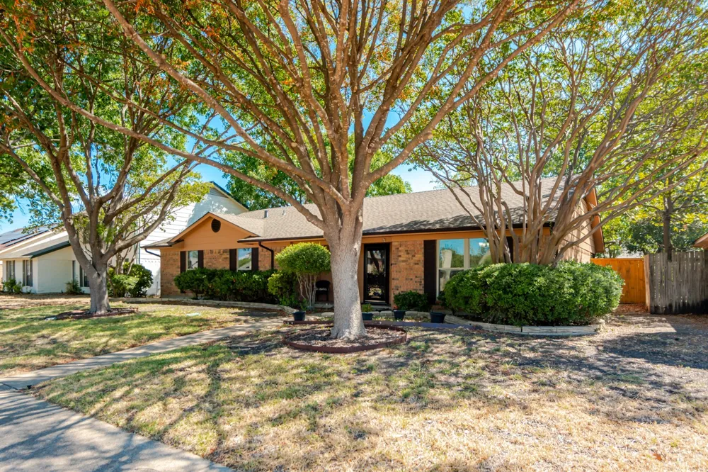 203 Trailridge Drive Richardson, TX 75081