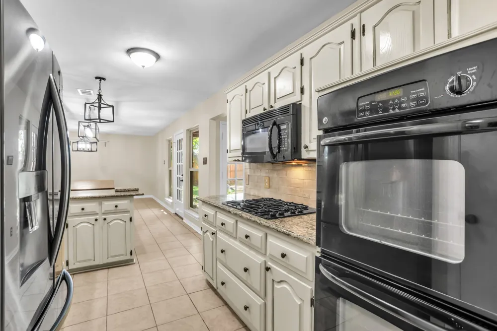 203 Trailridge Drive Richardson, TX 75081