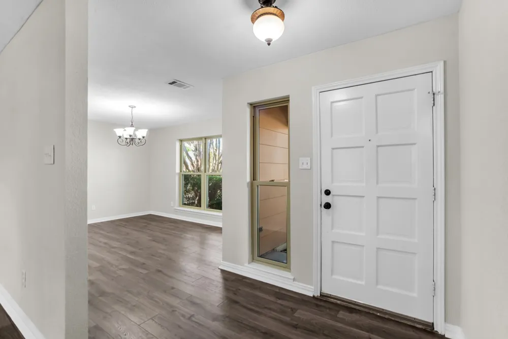 203 Trailridge Drive Richardson, TX 75081